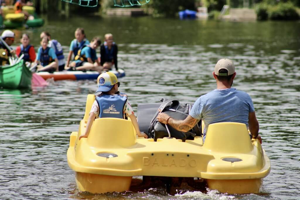 Location pédalo, activité famille en Suisse Normande - Thury Plein Air
